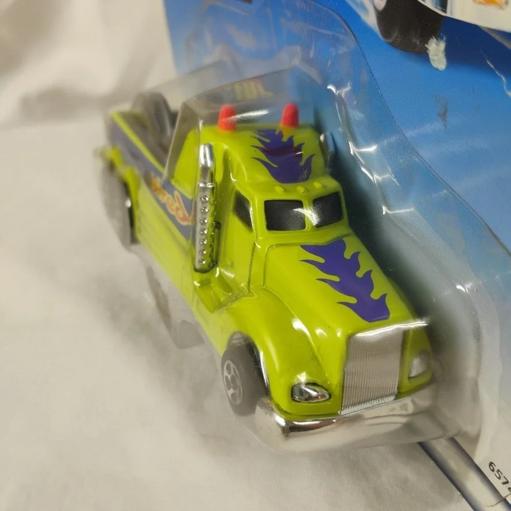 1998 Hot Wheels HAULERS Over‎ The Road Power Trucks WIRED Cable Truck Lime Green